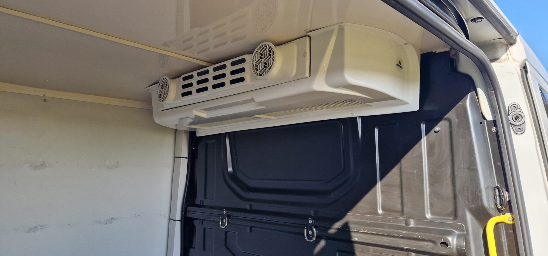 VOLKSWAGEN Craslet 35 L2H2