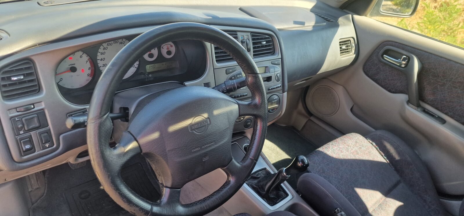 NISSAN Sport 